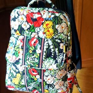 Vera Bradley small backpack 🎒and wristlet